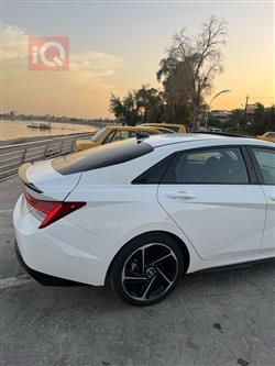 هیوندای ئەلەنترا